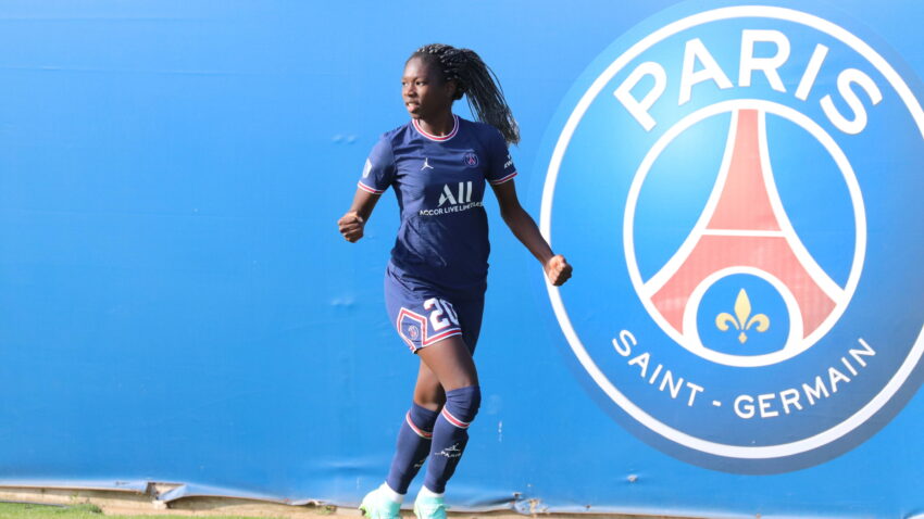 UNUSUAL SCENES COME FROM FRANCE: The PSG football player set up a beating for her teammate!