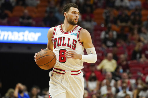 Chicago and Detroit play in Paris, 19 January 2023.