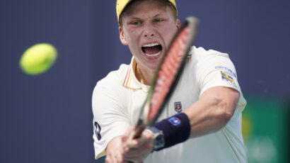 DOUBLE STANDARDS IN THE TENNIS WORLD AGAIN: What if someone else hit the ball boy? (VIDEO)