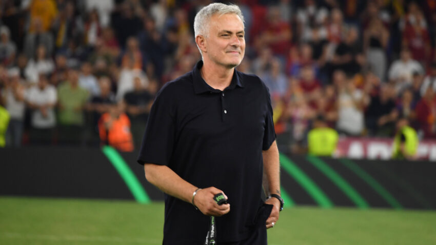 Mourinho announces return in summer - Might try his luck in Portugal again