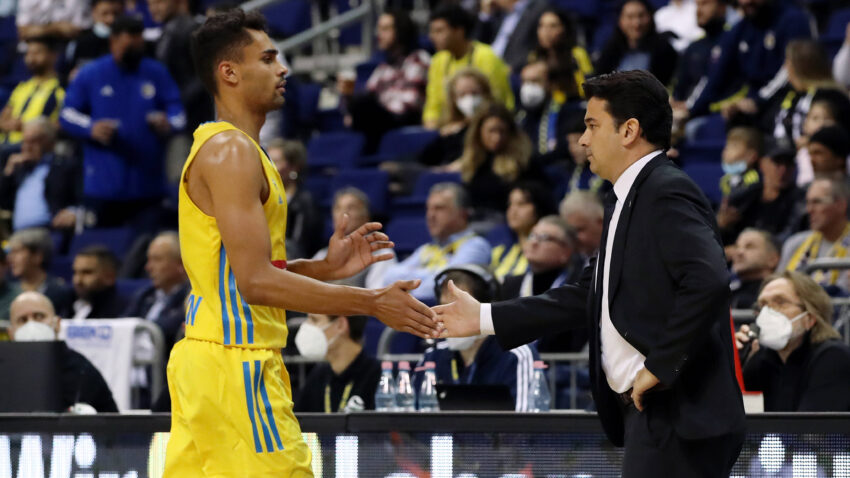 Official: 23 year old Oscar da Silva arrives in Barcelona!