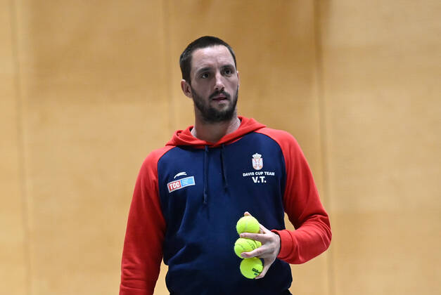 Troicki: He had mild food poisoning, I hope he gets better