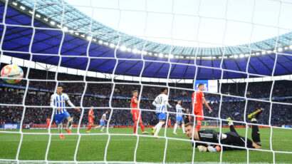 Bayern beat Hertha to confirm 1st place!