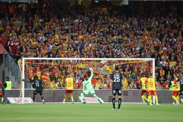 COUPE DE FRANCE: Lens through penalties to the 1/4 finals