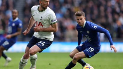Tottenham defeated Chelsea 2:0
