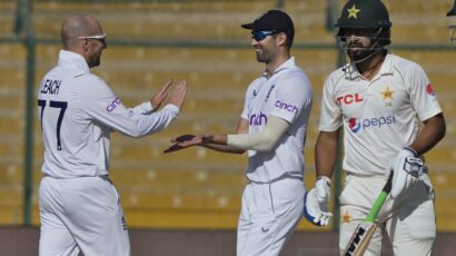 Jack Leach’s performance shines after Ben Stokes’ words of encouragement in finely balanced England v New Zealand Test