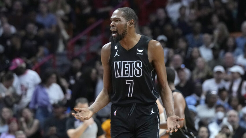 Durant misses All-Star weekend