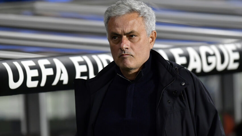 MOURINHO REMAINS IN ROME: The Portuguese rejected offers from Newcastle and Paris Saint-Germain