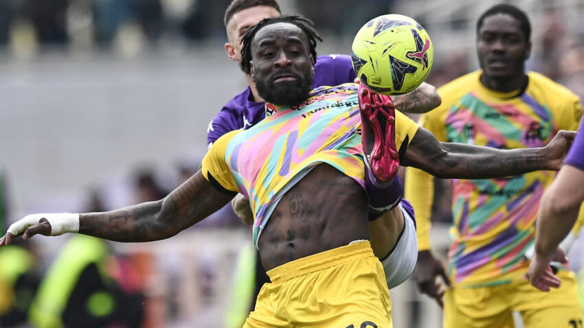 Fiorentina Slips in Battle for Europe