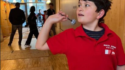 Kyle Satariano won an international darts tournament held in Gevelsberg, Germany