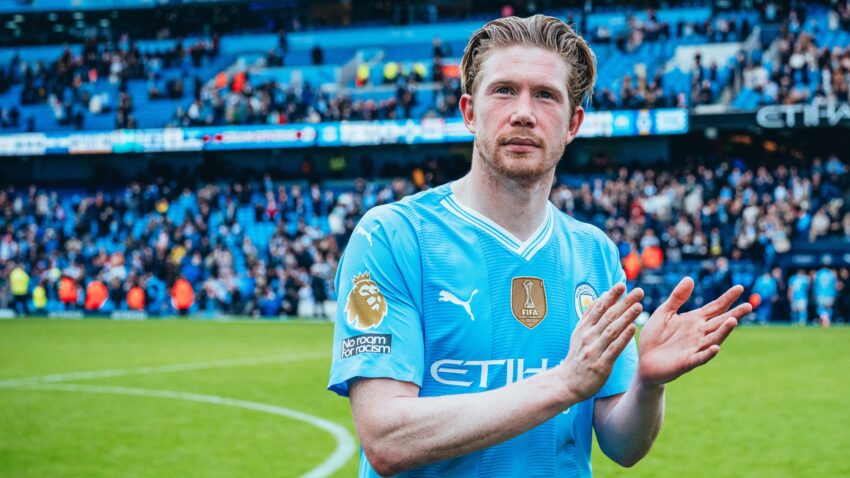 Arsenal and Liverpool slip up with Manchester City leading in Premier League