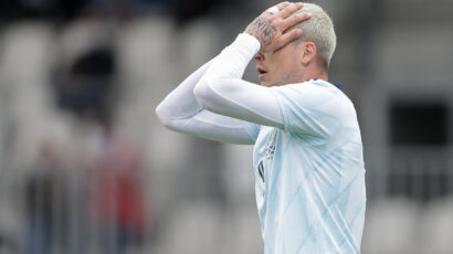 Scotland striker Dykes to miss Euros after injury