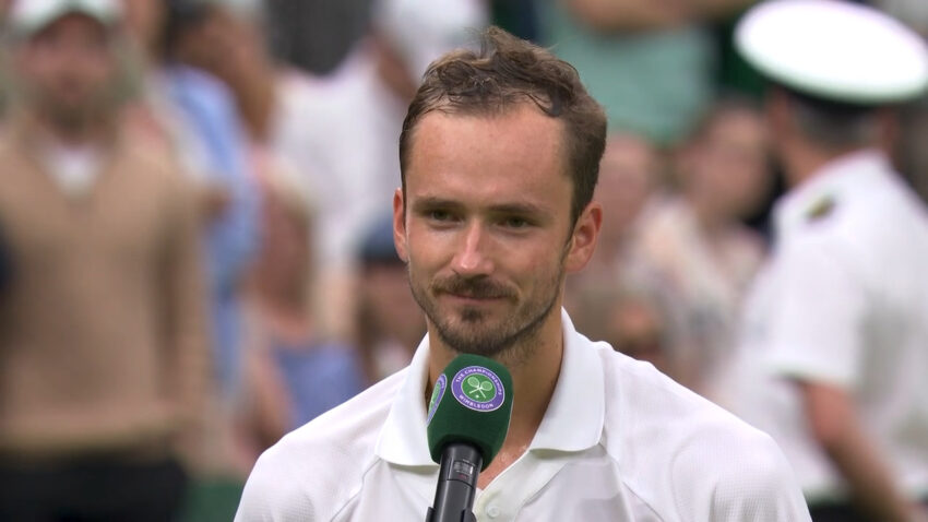 Daniil Medvedev ends World Nr 1 Jannik Sinner's run to reach semi finals