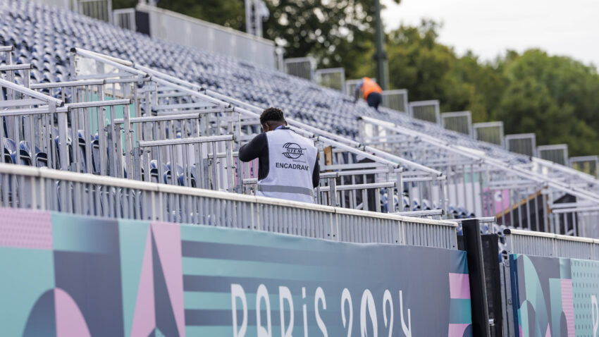 Cleaning up Paris in an anticlimax atmosphere