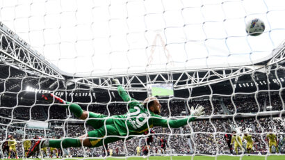 Juventus stunned by late Cagliari equalizer