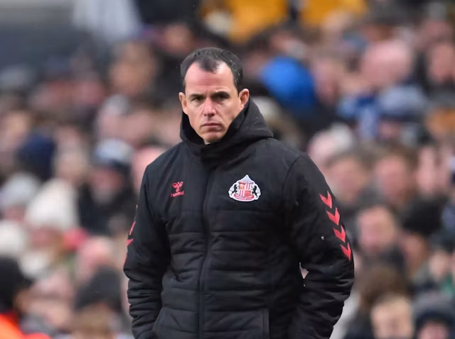 Sunderland host Portsmouth in Stadium of Light