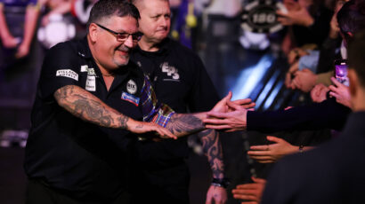 Anderson aiming to prove experience counts at the World Darts Championship