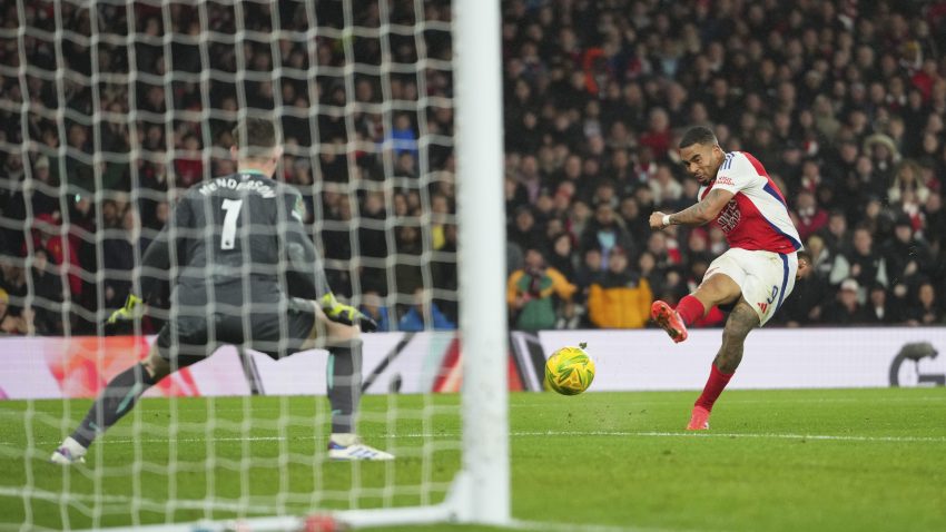 Jesus hat-trick sends Arsenal into EFL Cup semi-finals