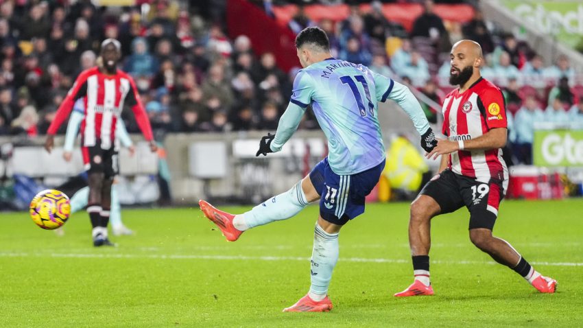 Brighton seek new year breakthrough as Arsenal chase title momentum