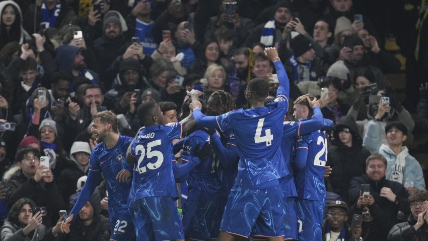Chelsea back into top four with win over Wolves