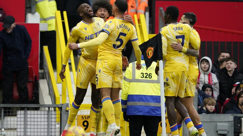 Crystal Palace beat United at Old Trafford