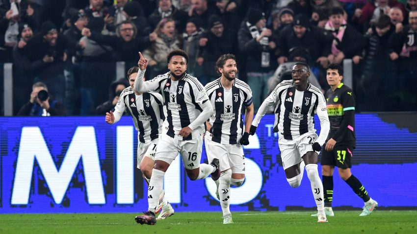 Juventus edge PSV to take Champions League advantage