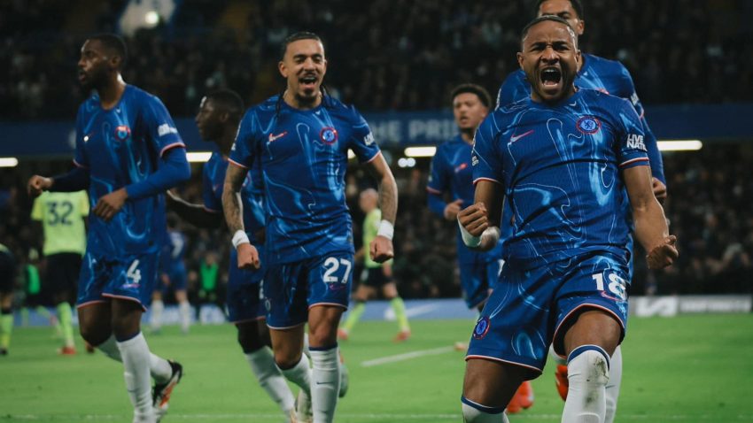 Chelsea dominate Southampton to move back into top four