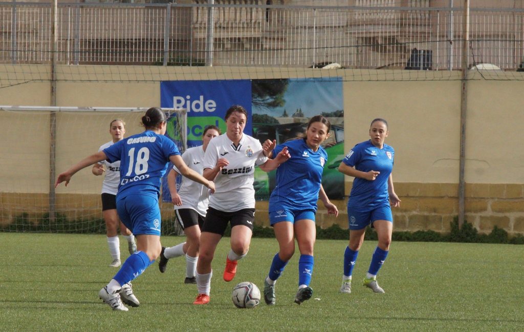 Swieqi United Move Top As Hibernians Fall To Late Penalty | Maltasport.mt