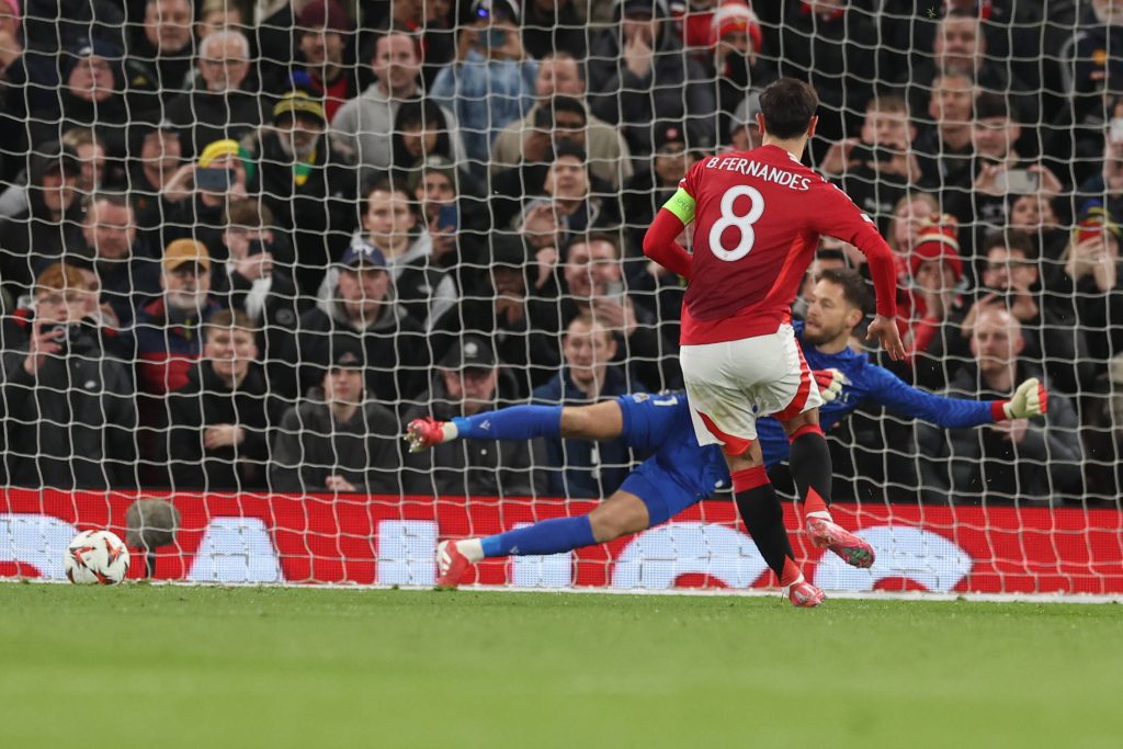 Fernandes Hat-Trick Helps Man United Reach Europa League Quarter-Finals | Maltasport.mt