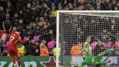 Paris Saint-Germain beat Liverpool on penalties to reach Quarter-Final