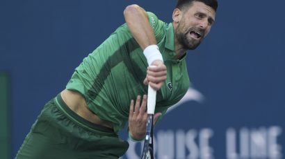 Djokovic makes it to the Miami Open semi-final