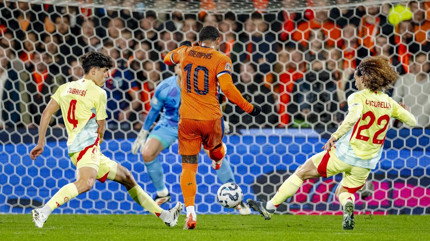 Merino’s stoppage-time strike secures draw for Spain against ten-man Netherlands​