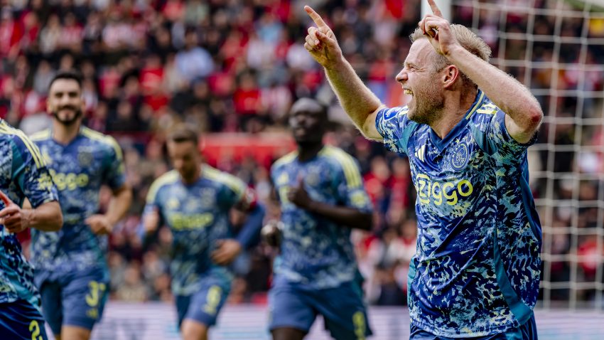 Ajax move closer to 37th league title with win over PSV