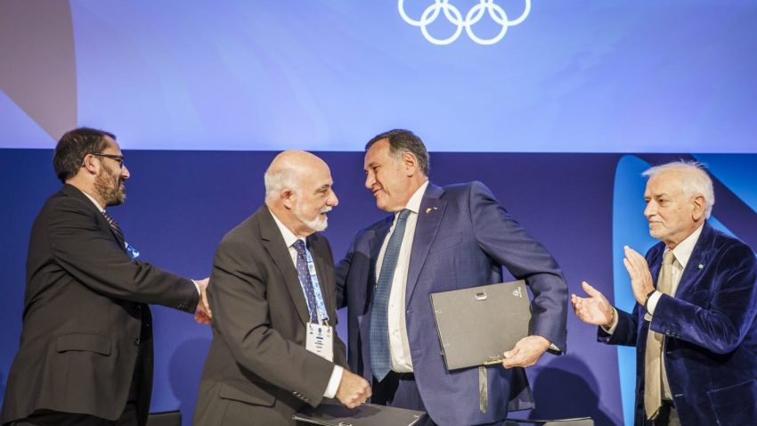 Maltese Olympic Committee signs EOC Seminar Hosting Agreement