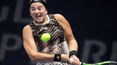 Unseeded Ostapenko stuns Sabalenka to win Stuttgart title