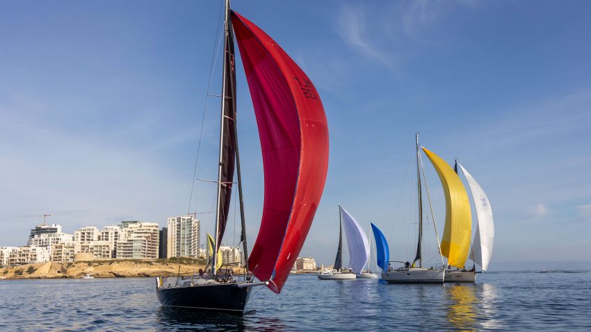 Sailors put to the test in light winds at the Tommy Hilfiger Figure of 8 Race