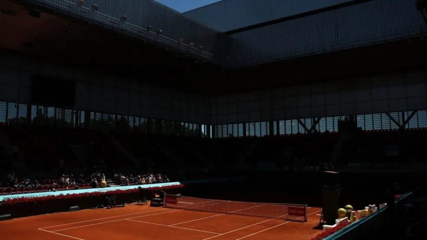 Play cancelled for the day in Madrid Open due to power cut