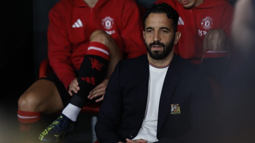 Amorim under pressure as Chelsea visit Old Trafford