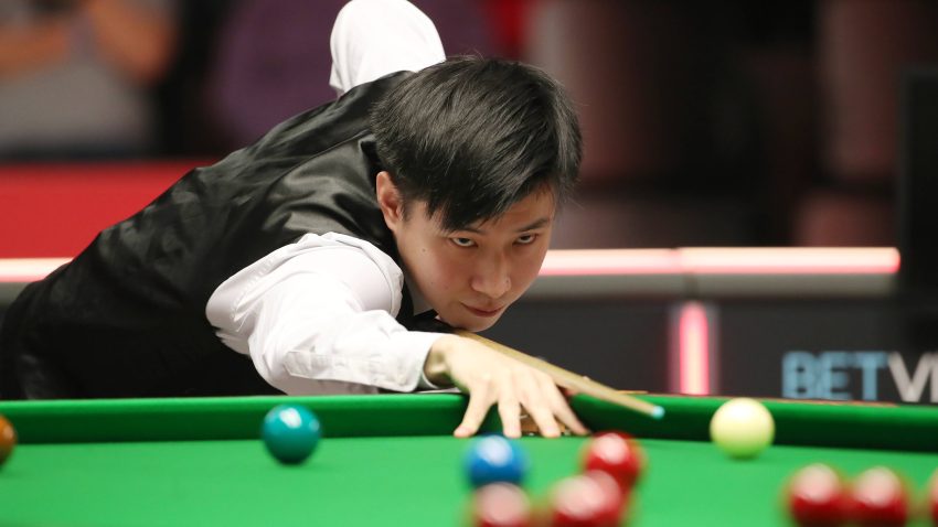 Zhao whitewashes O’Sullivan to seize 12–4 semi-final lead