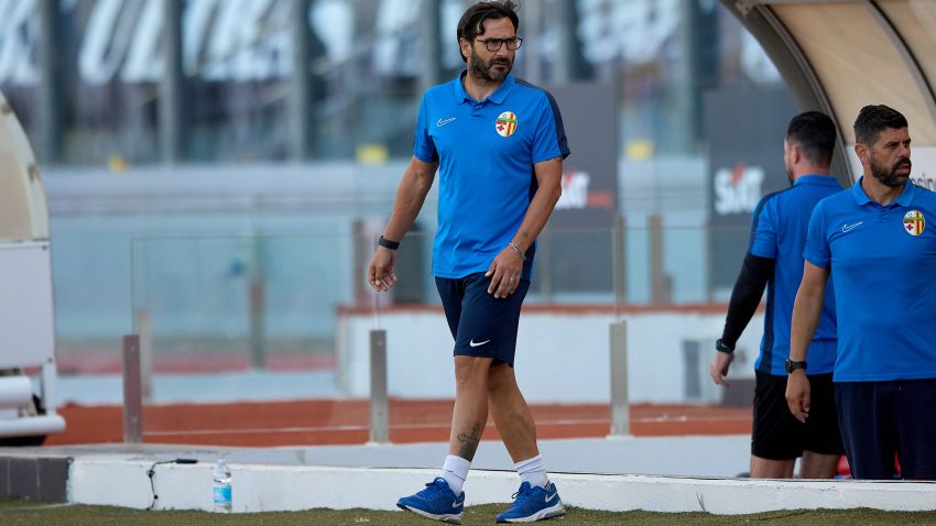 De Angelis wins coach of the season award despite not winning a major title with Birkirkara 