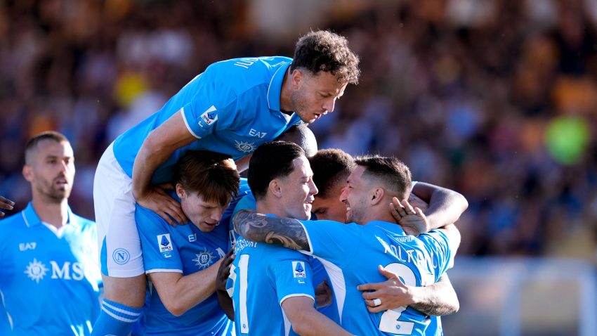 Raspadori rockets Napoli closer to glory as Lecce lingers in trouble