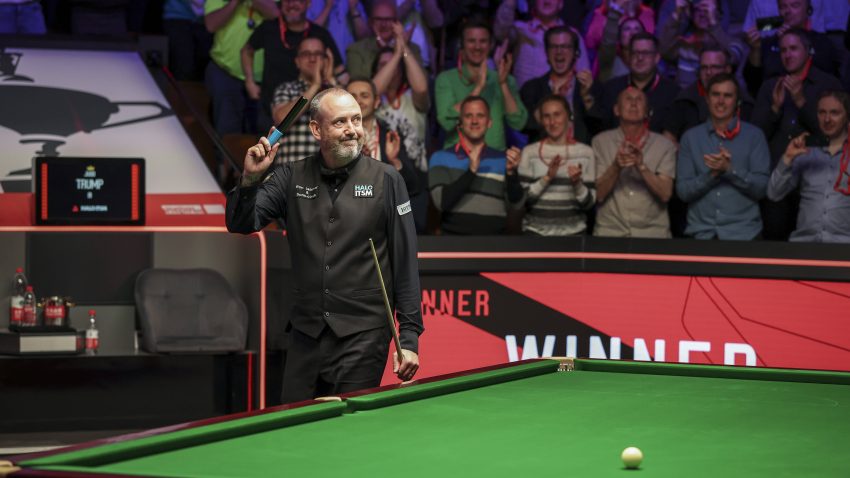 Timeless Williams reaches final after epic win over world no.1 Trump