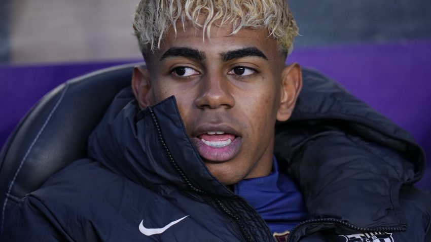 Inter host Barcelona in the second leg of Champions League semi-final
