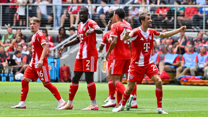 Bayern crush Auckland City in record-breaking victory