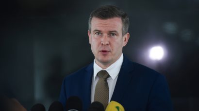 WADA chief Witold Bańka issues strong warning against growing politicisation of anti-doping efforts