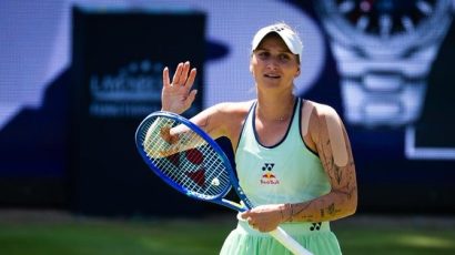 Vondroušová stuns Sabalenka to reach Berlin final