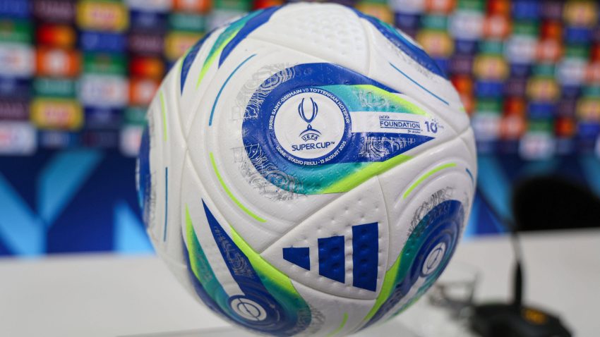 Tottenham aim to shock PSG and lift European Super Cup