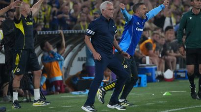 Mourinho’s special touch as Fenerbahce overturn Feyenoord