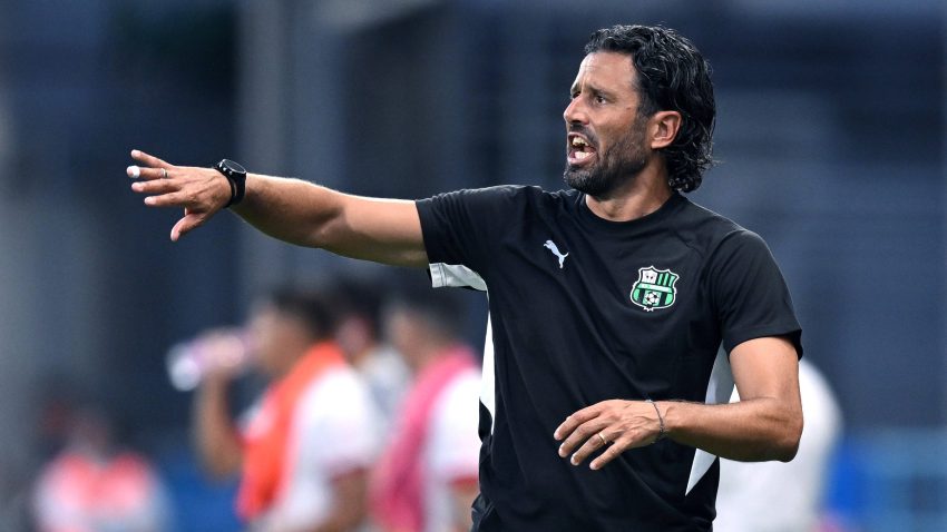 Newly-promoted Sassuolo host champions Napoli in Serie A return