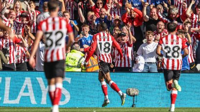 Sunderland mark PL return with stunning win over West Ham